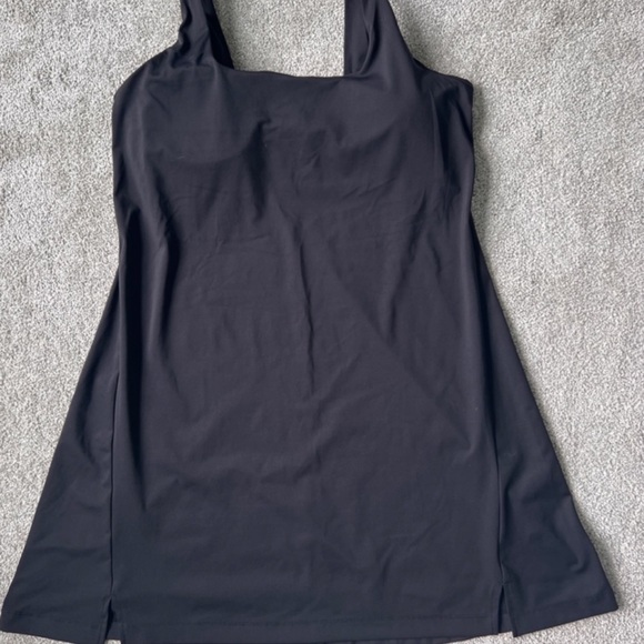 Old Navy PowerSoft Active Dress - Picture 4 of 6